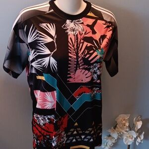 Adidas floral Mashup jersey EUC